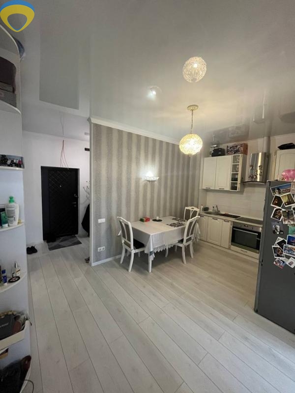 продажа трехкомнатной квартиры номер A-173604 в Приморском районе, фото номер 7